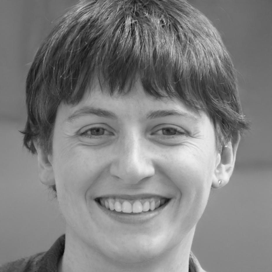 Марія Дубровська - головний викладач французької мови